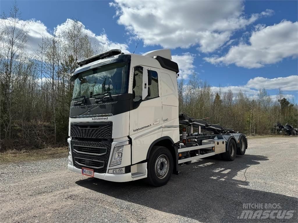 Volvo FH540 Hook lift trucks