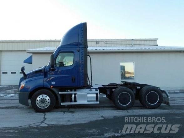 Freightliner CASCADIA 116 Prime Movers