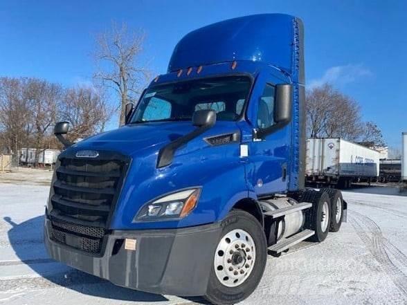 Freightliner CASCADIA 116 Prime Movers