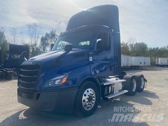 Freightliner CASCADIA 116 Prime Movers