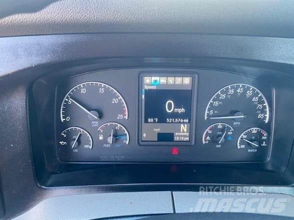 Freightliner CASCADIA 116 Prime Movers