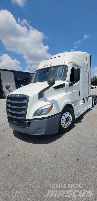 Freightliner CASCADIA 116 Prime Movers