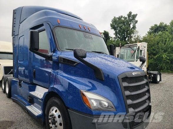 Freightliner CASCADIA 116 Prime Movers