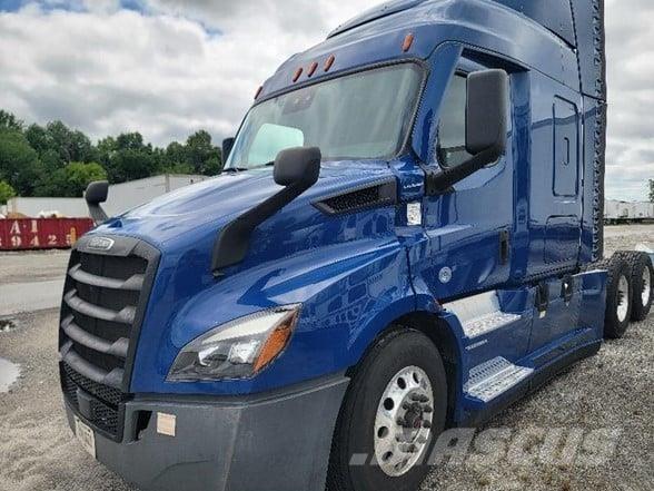 Freightliner CASCADIA 116 Prime Movers