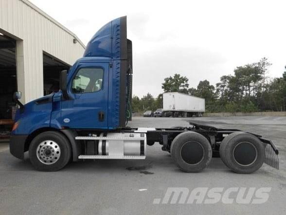 Freightliner CASCADIA 116 Prime Movers