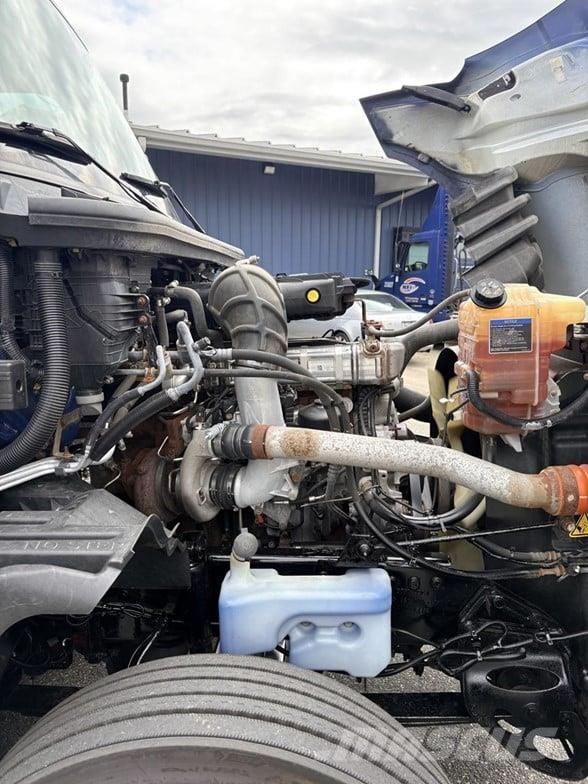 International LT Prime Movers