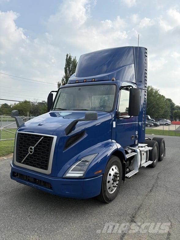 Volvo VNR64T300 Prime Movers