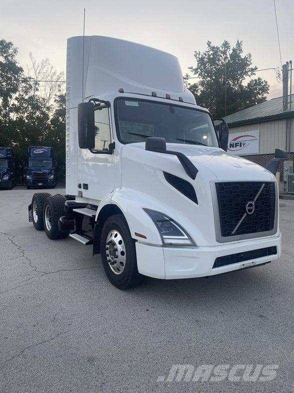 Volvo VNR64T300 Prime Movers