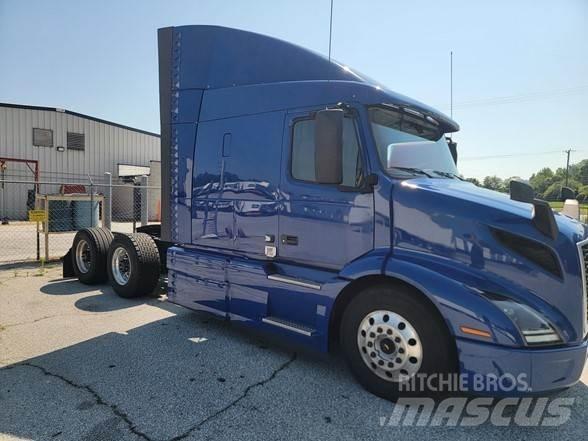 Volvo VNR64T640 Prime Movers