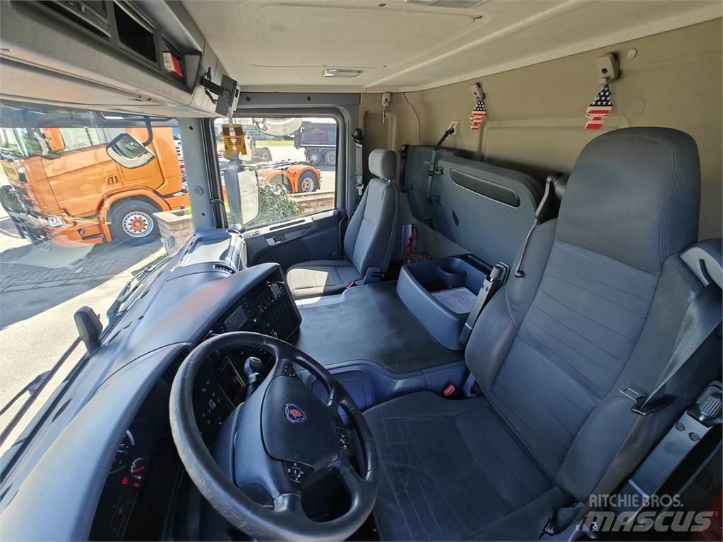 Scania P280 Box trucks