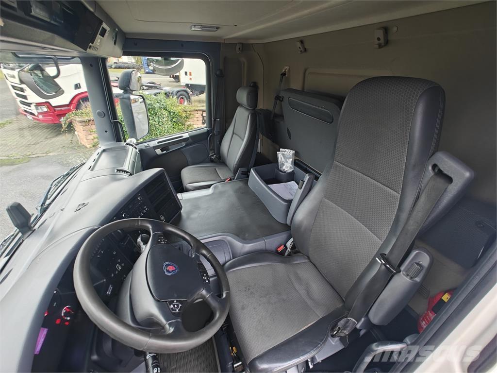 Scania P320 Temperature controlled trucks