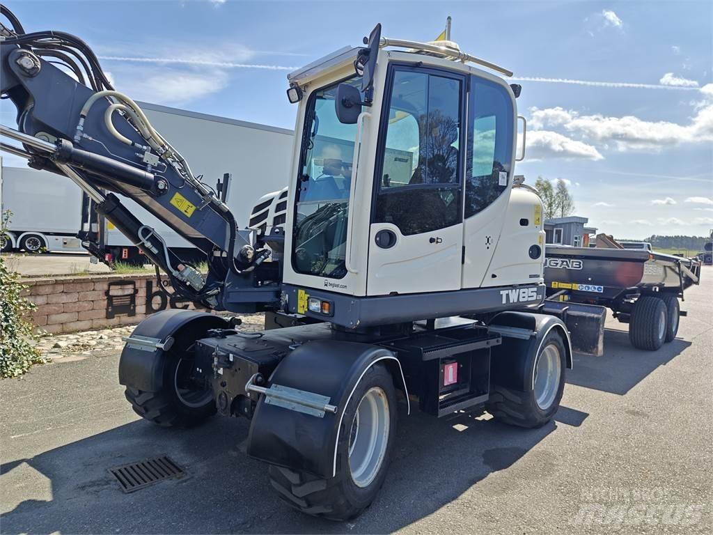 Terex TW85 Mini excavators  7t - 12t