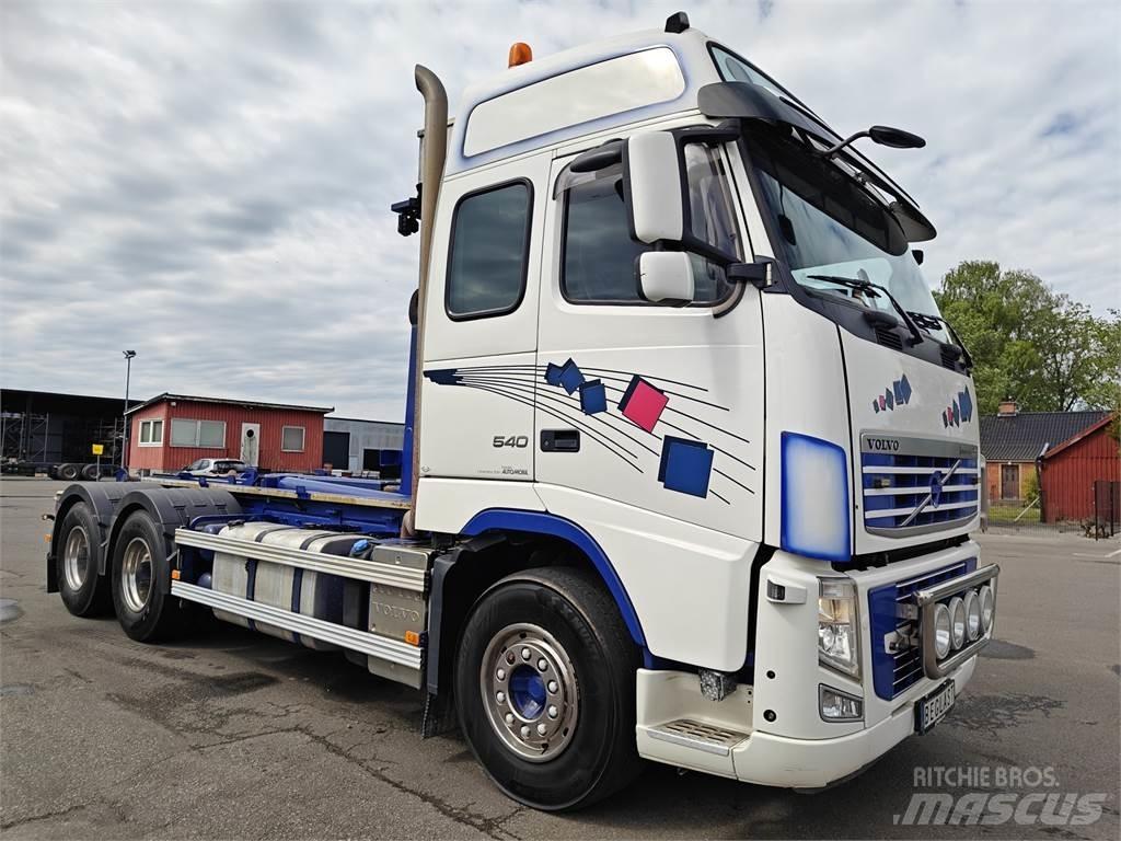 Volvo FH540 Hook lift trucks
