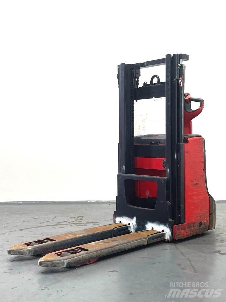 Linde D06-1160 Pedestrian stacker