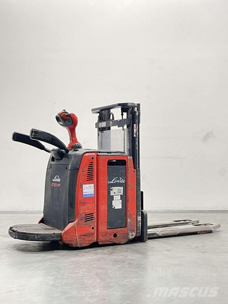 Linde D12HPAP-133 Pedestrian stacker
