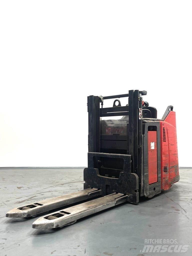 Linde D12HPSP-133 Pedestrian stacker