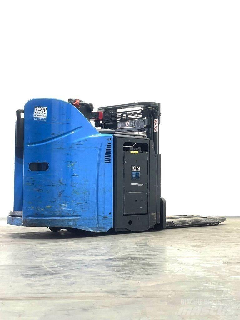 Linde D12HPSP-133 Pedestrian stacker