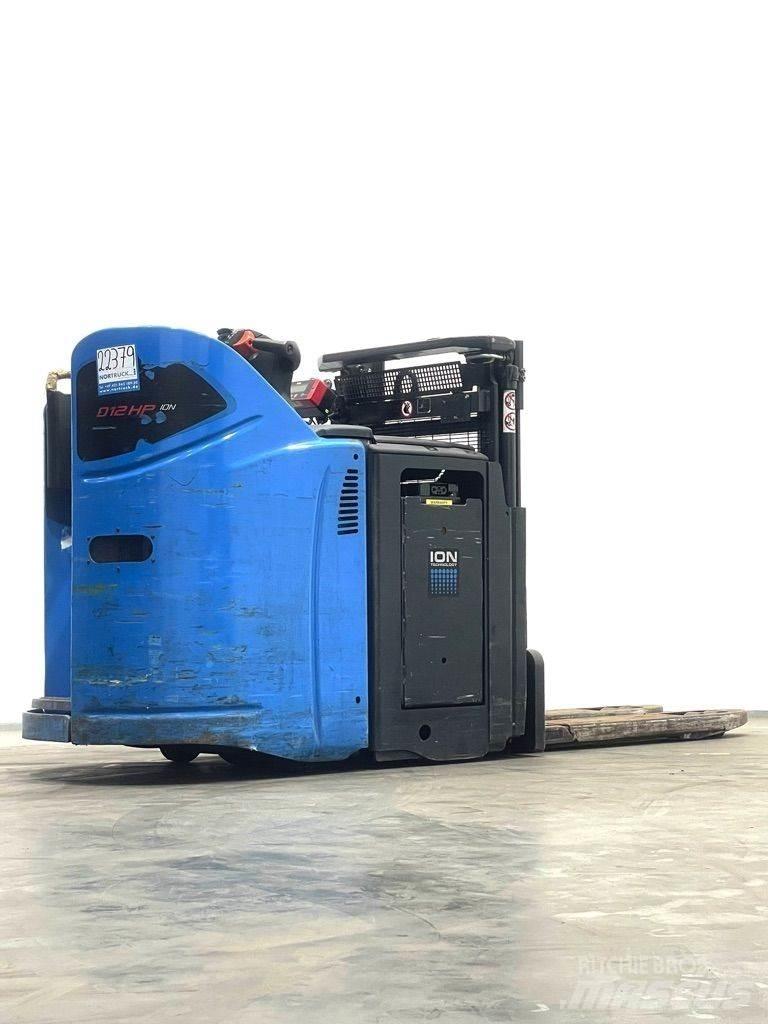 Linde D12HPSP-133 Pedestrian stacker