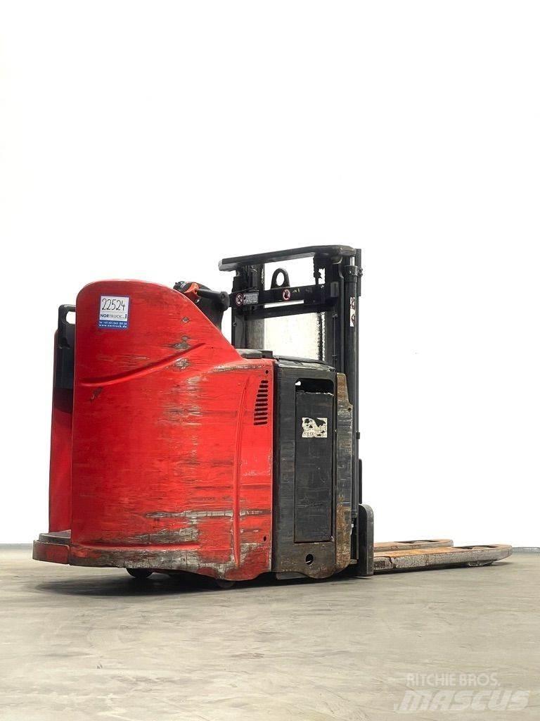 Linde D12HPSP-133 Pedestrian stacker
