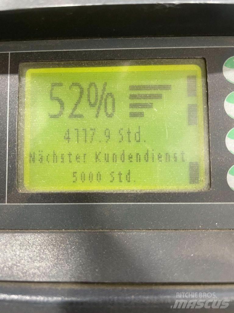 Linde D12HPSP-133 Pedestrian stacker
