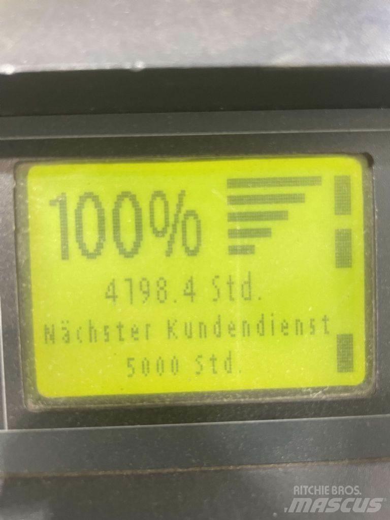Linde D12HPSP-133 Pedestrian stacker
