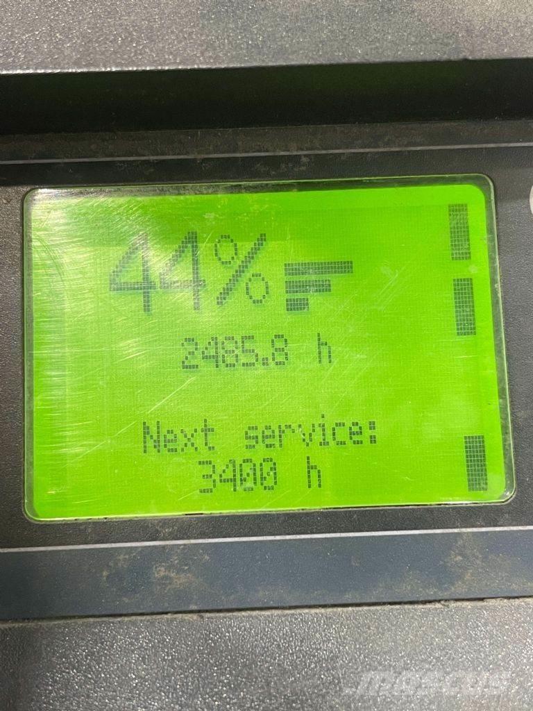 Linde D12SP-133 Pedestrian stacker