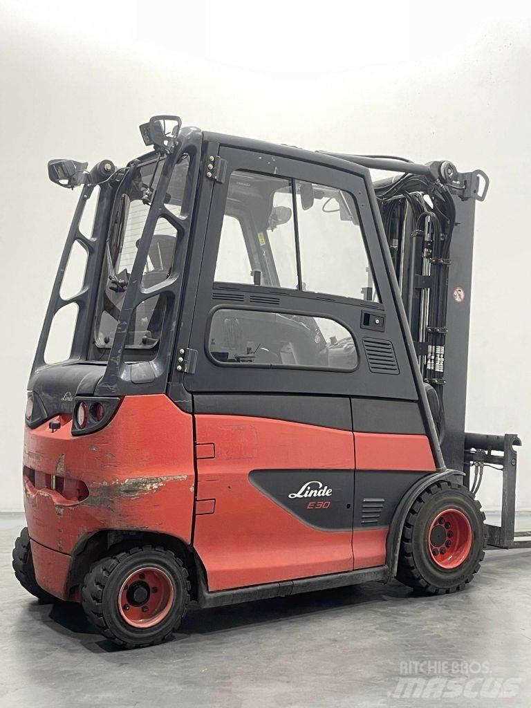 Linde E30-387 Electric forklift trucks