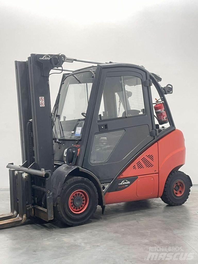 Linde H25D-02/600-393 Diesel trucks