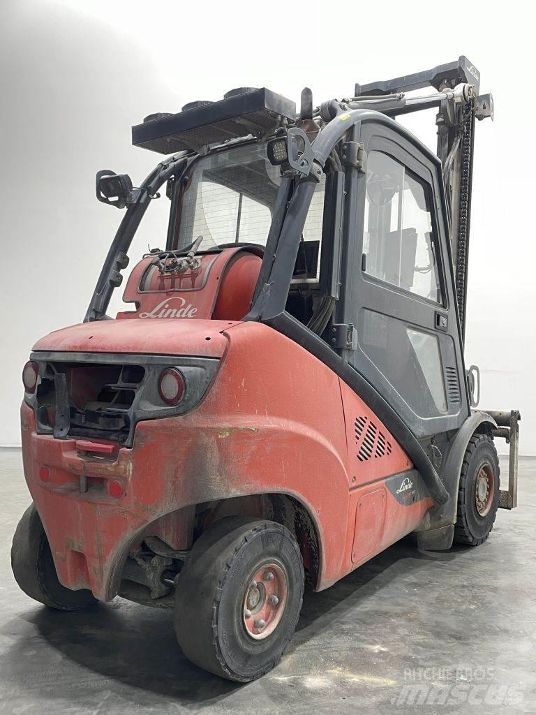 Linde H35T-02-393 LPG trucks