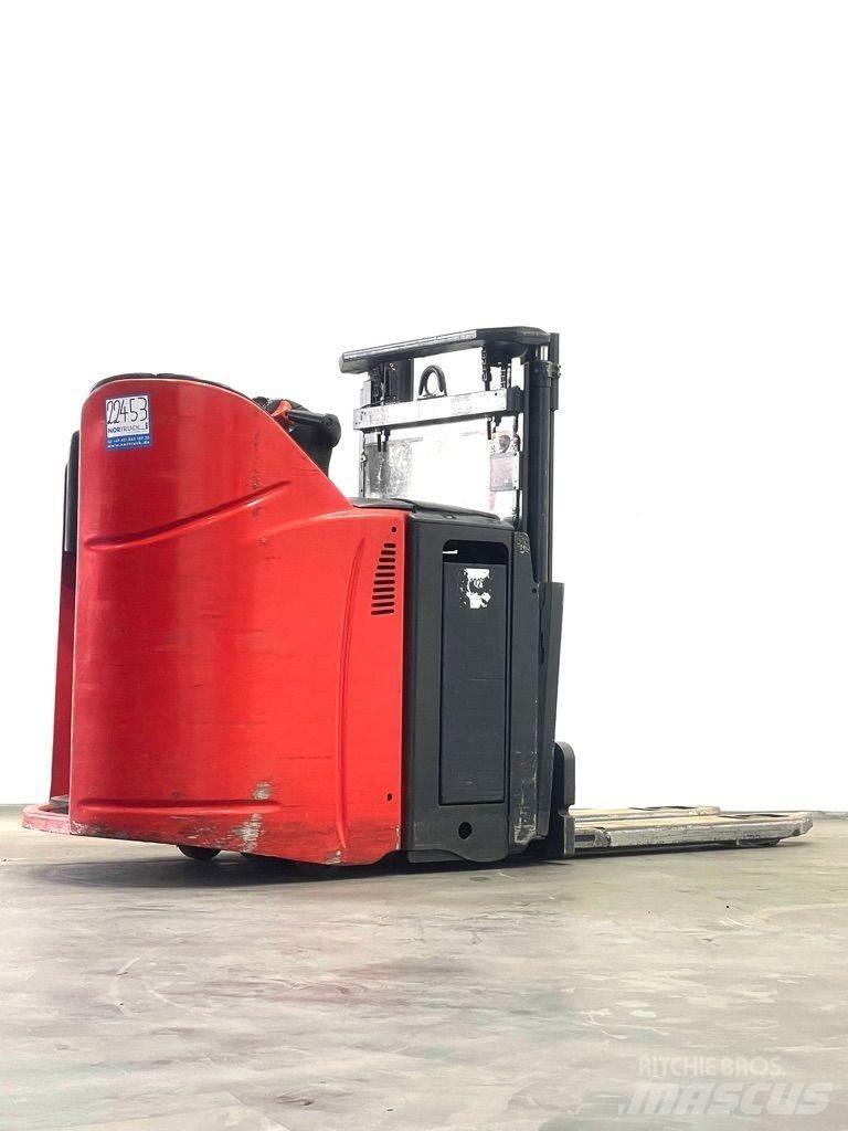 Linde L12LHPSP-133 Pedestrian stacker
