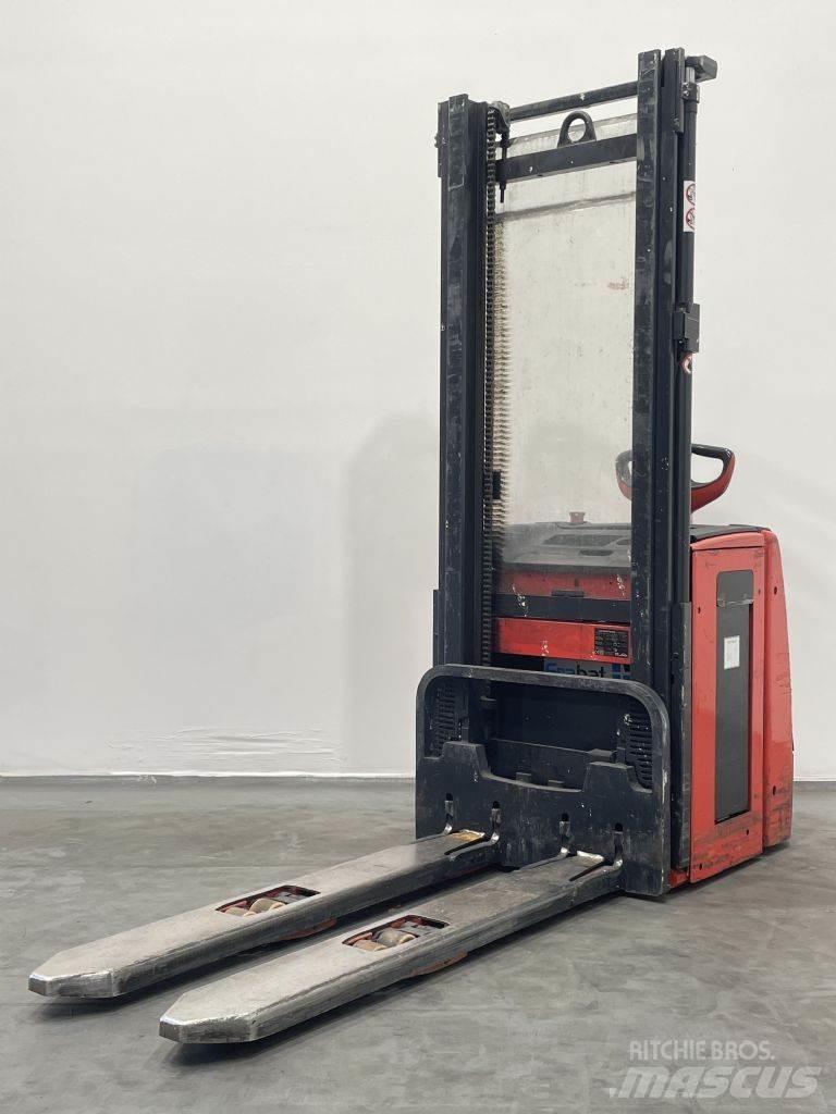 Linde L14 Pedestrian stacker