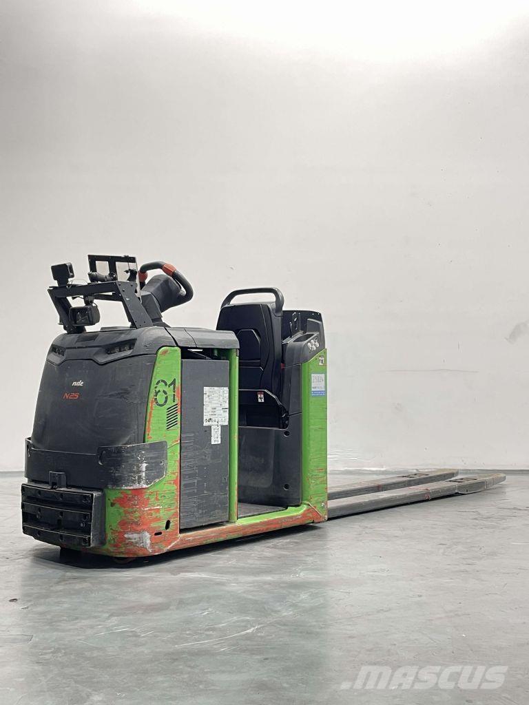 Linde N25C-587 Low lift order picker