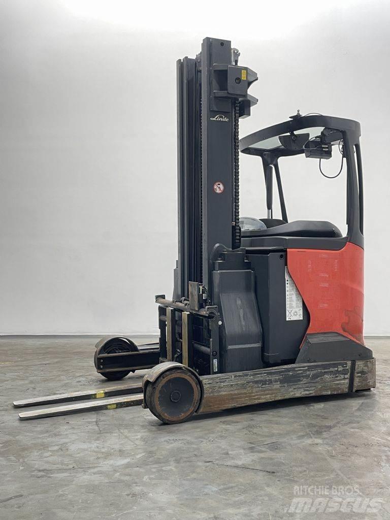 Linde R20-01-1120 Reach truck