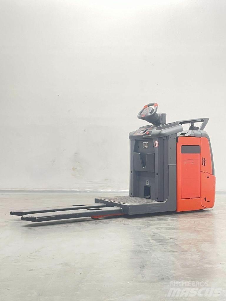 Linde V08-01 1T-4594 Low lift order picker