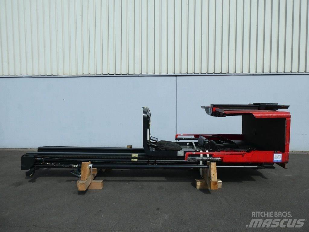 Linde V12-015 High lift order picker