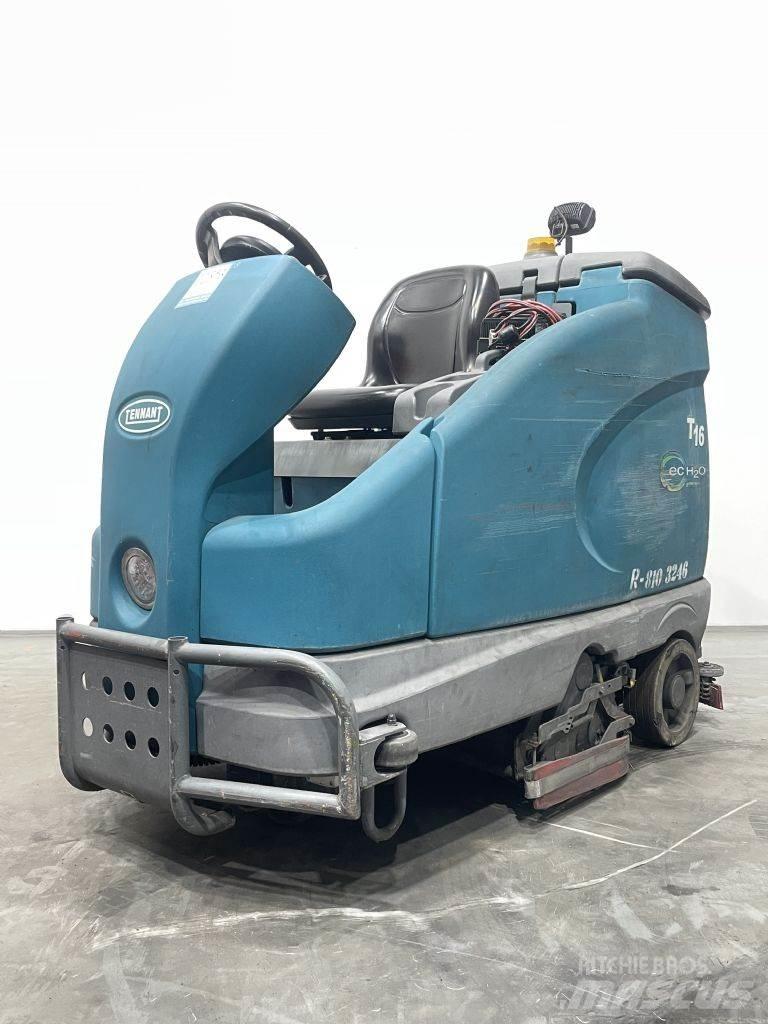 Tennant T16 Sweepers