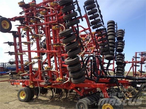 Bourgault 5710 Drills