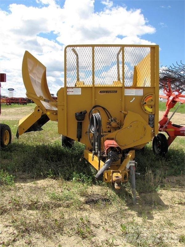 Haybuster 2650 Bale shredders, cutters and unrollers