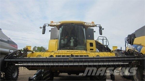 New Holland CX840 Combine harvesters