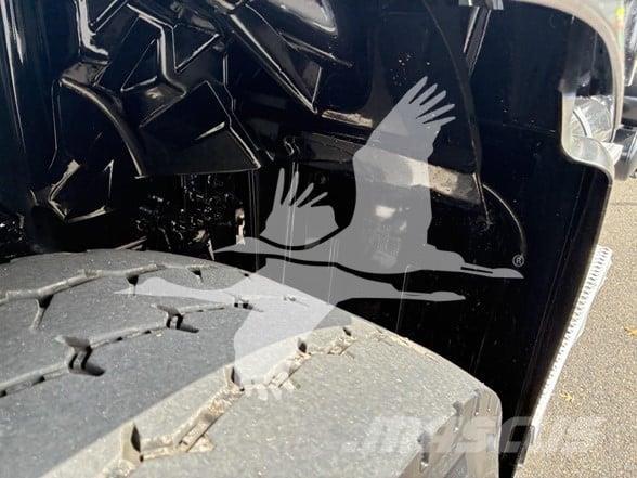 Moffett M55 Truck mounted forklifts