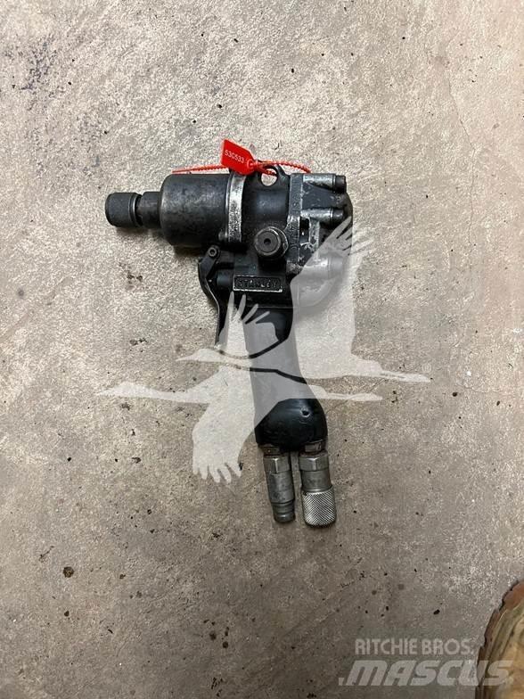 Stanley  Hammers / Breakers