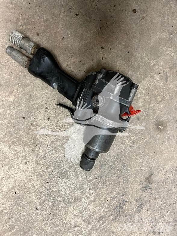 Stanley  Hammers / Breakers