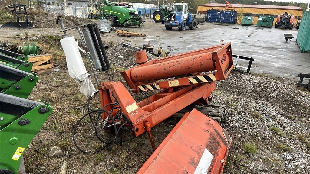  500 Other forage harvesting equipment