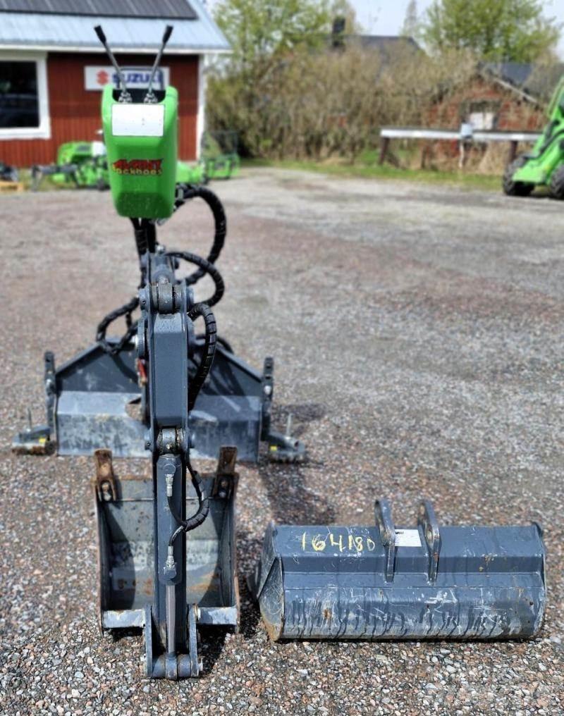 Avant Grävaggregat 210 Skid steer loaders