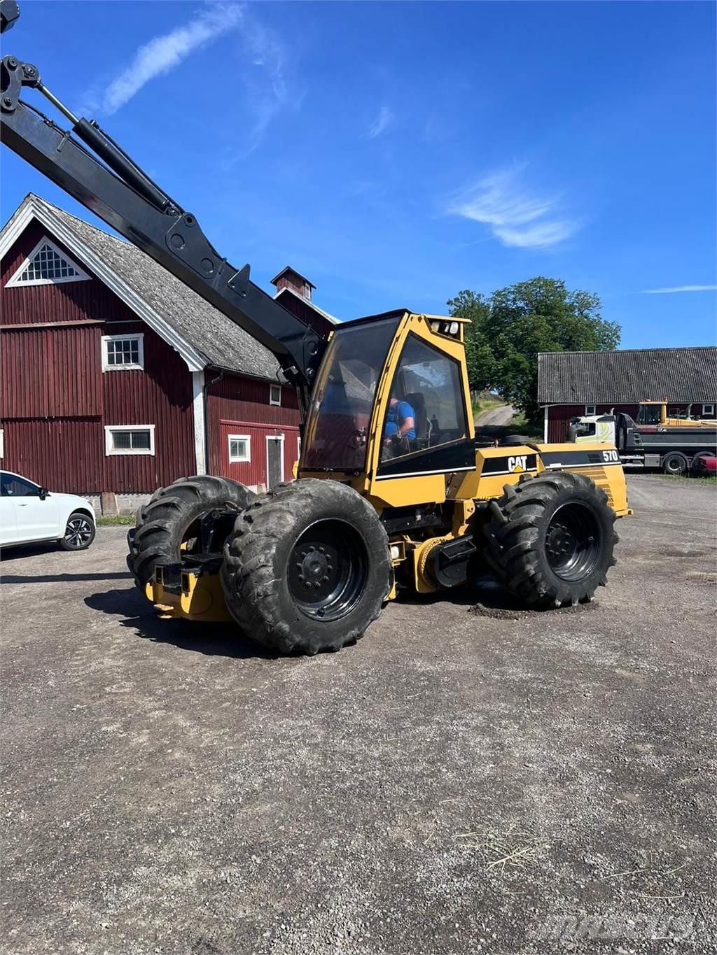 CAT 570 Farm machinery