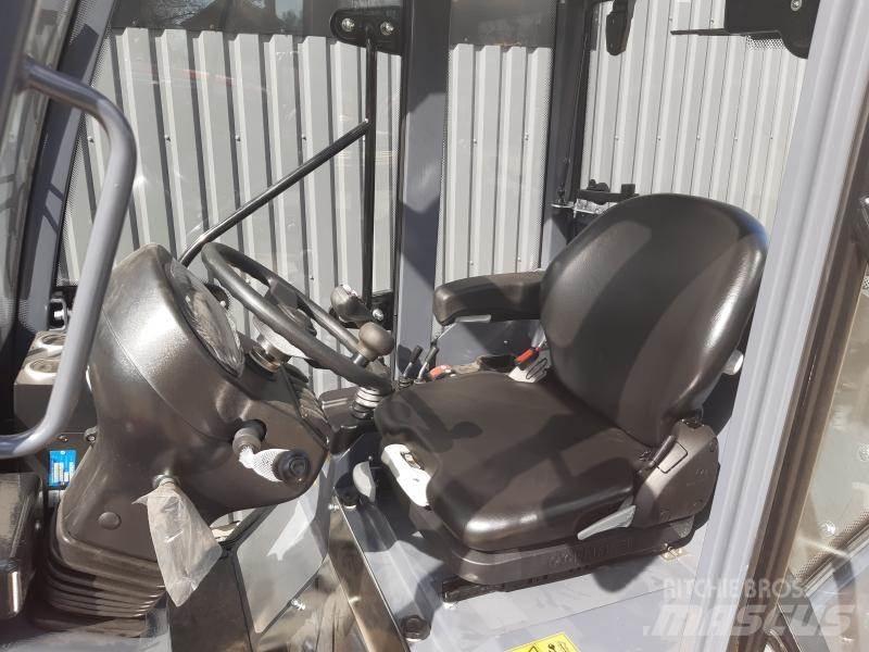 Flexitrac 1244 CAB-S2 Backhoe