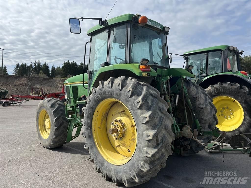 John Deere 7700 Tractors