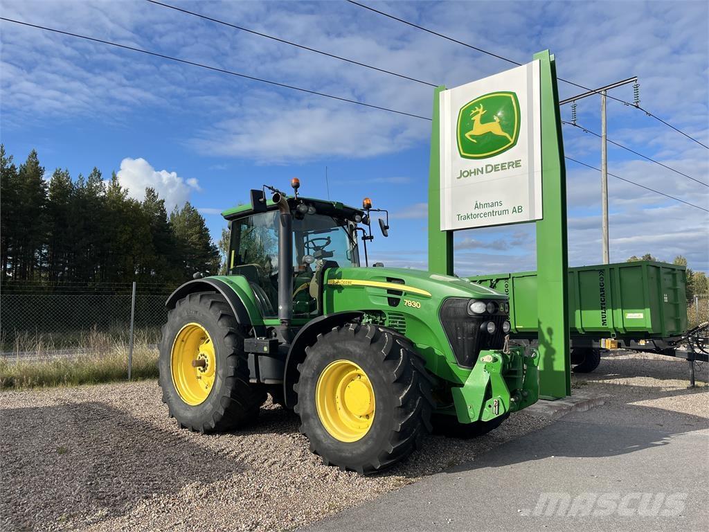 John Deere 7930 Tractors