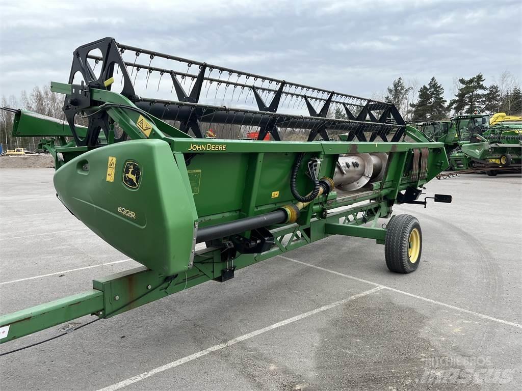 John Deere 9560i WTS Combine harvesters