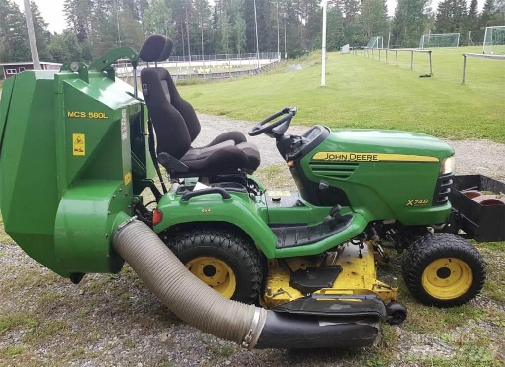 John Deere x748 Riding mowers